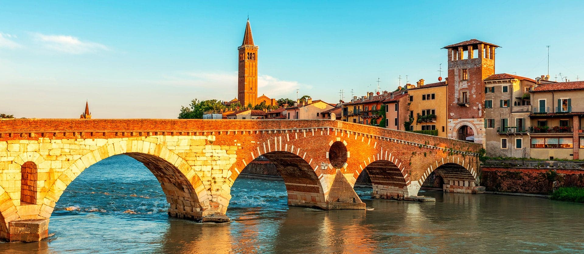 Ponte Pietra <span class="iconos separador"></span> Verona