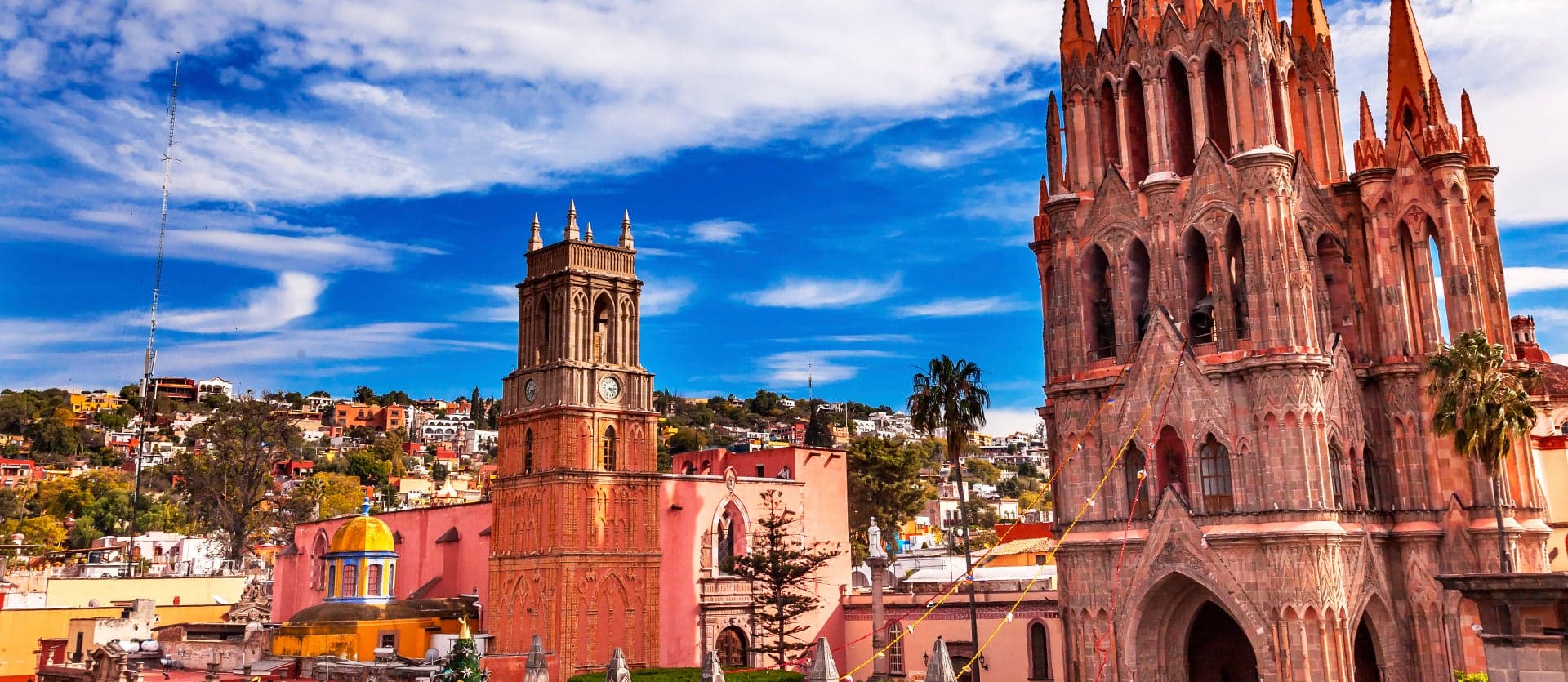 St.-Rafael-Kirche <span class="iconos separador"></span> San Miguel de Allende