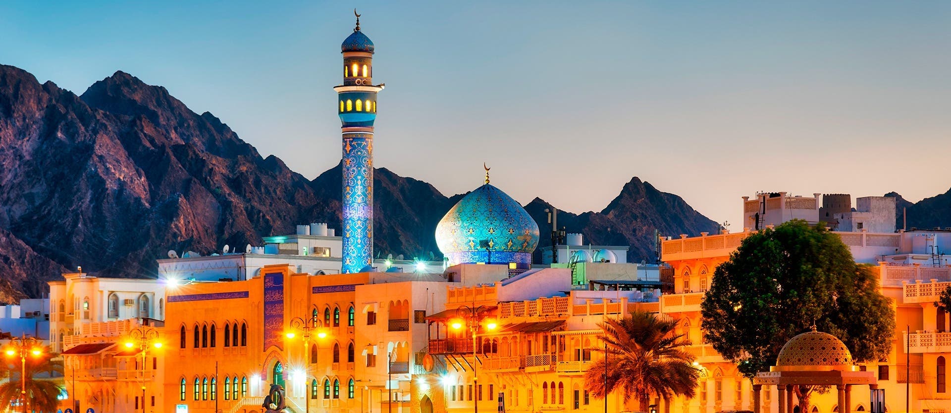 Ciudades y dunas: Emiratos y Omán