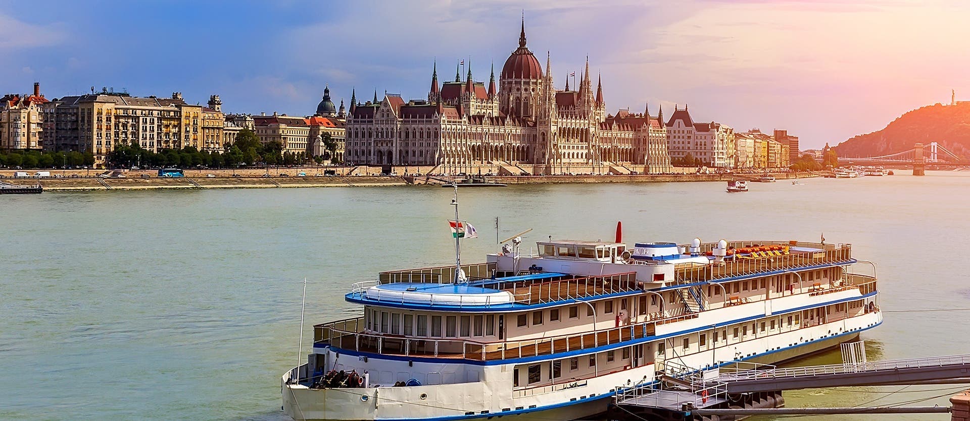 Crucero clásico por el Danubio