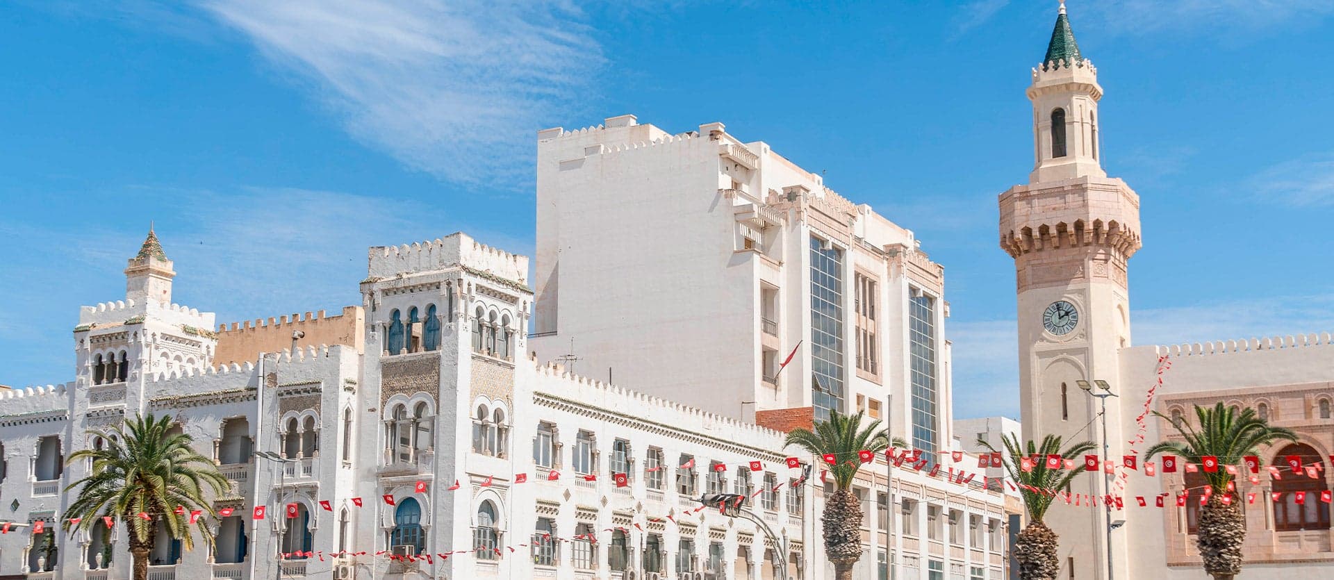 Edificios coloniales en el centro <span class="iconos separador"></span> Sfax