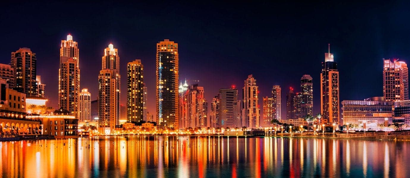 Dubai la nuit <span class="iconos separador"></span> Émirats arabes unis