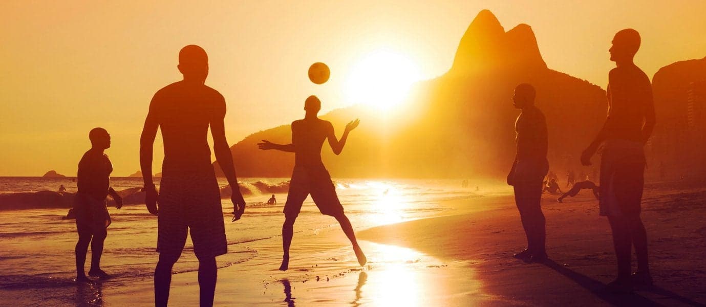 Ipanema at Sunset <span class="iconos separador"></span> Rio de Janeiro <span class="iconos separador"></span> Brazil