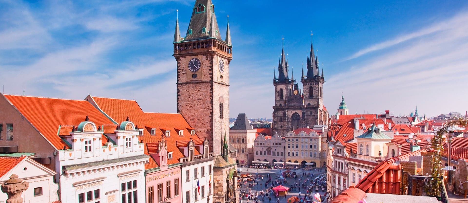 Old Town Square <span class="iconos separador"></span> Prague <span class="iconos separador"></span> Czech Republic