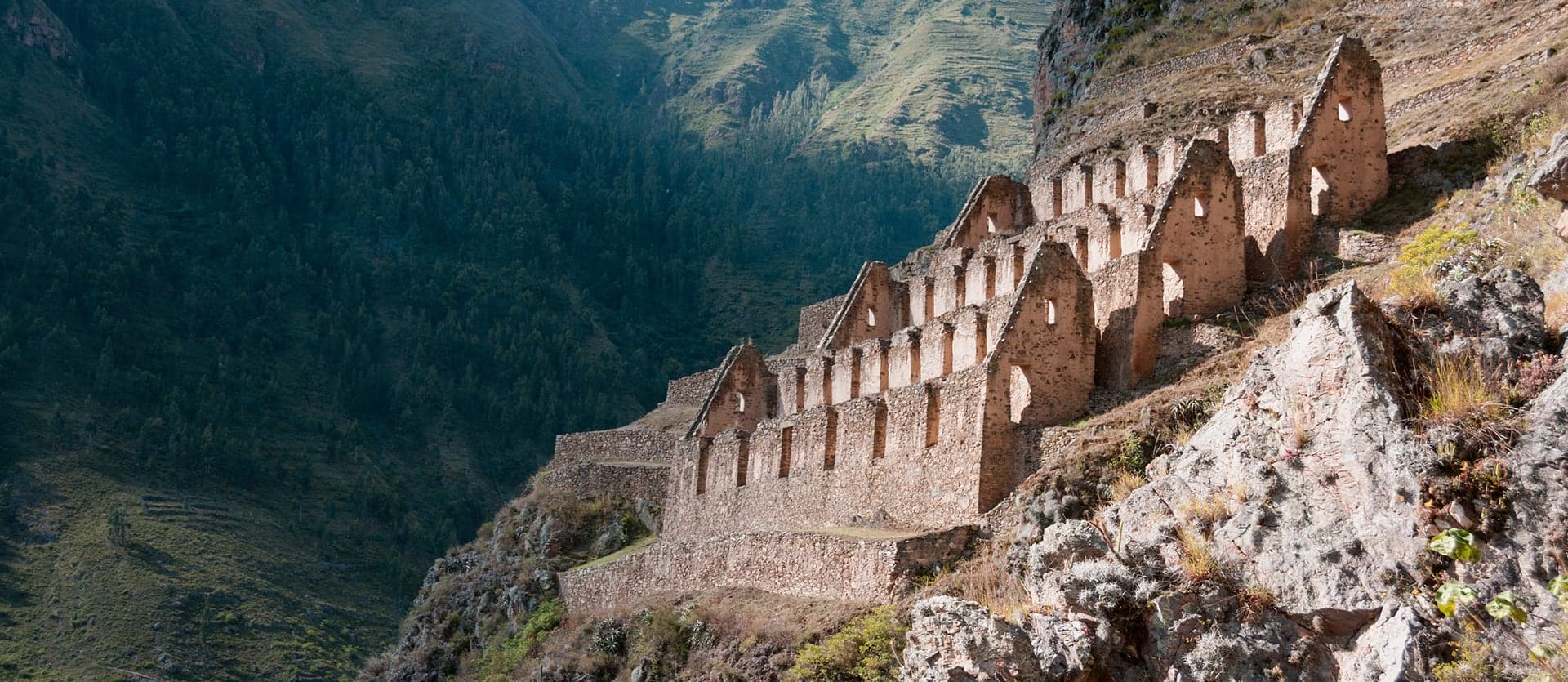 Pinkuylluna Archaeological Site <span class="iconos separador"></span> Peru