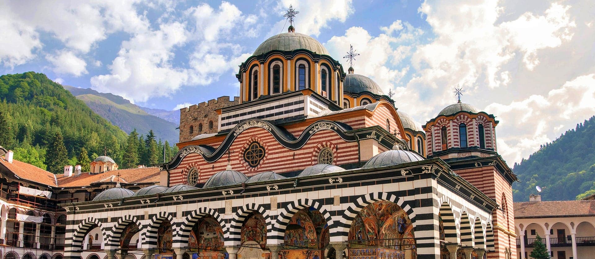 Rila Monastery<span class="iconos separador"></span> Rila Mountains <span class="iconos separador"></span> Bulgaria