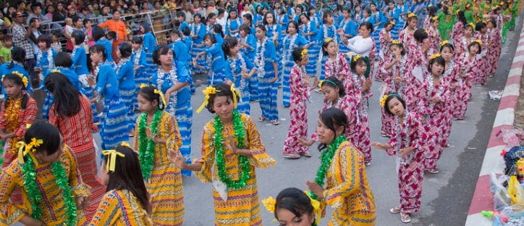 Fiestas populares en  Myanmar
