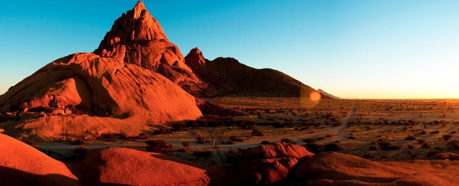 Naukluft Mountains - Soussusvlei - Naukluft Mountains