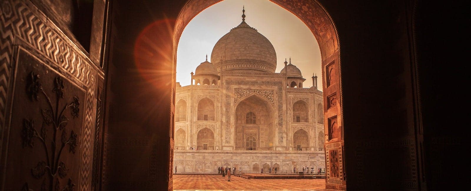 Agra - Delhi