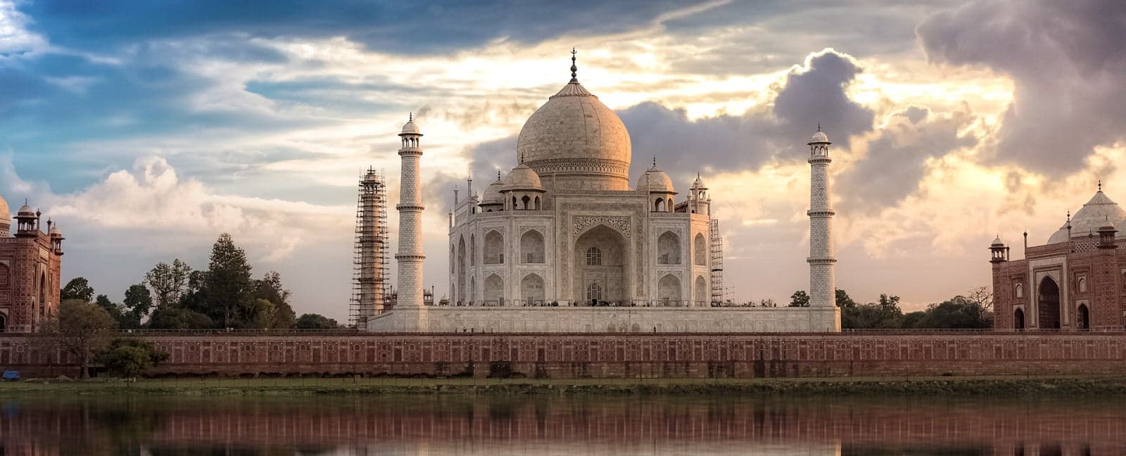 Agra - Delhi