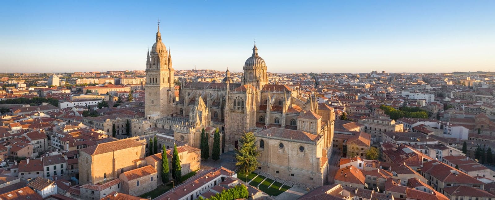 Santiago de Compostela - Salamanca - Madrid