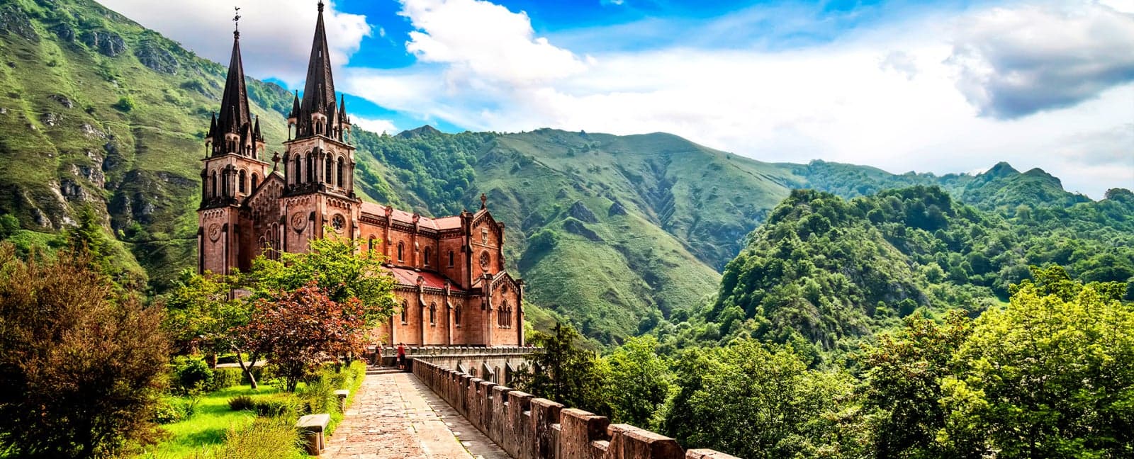 Santander - Santillana del Mar - Covadonga - Oviedo
