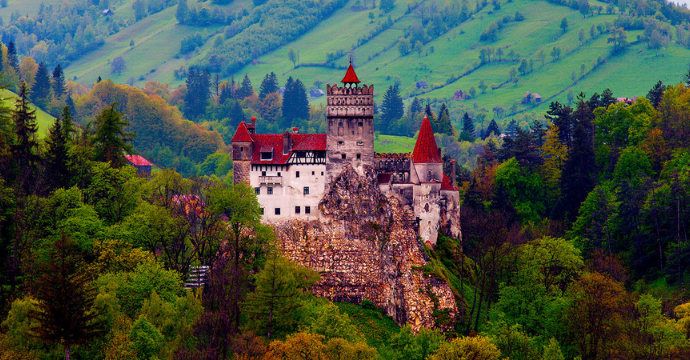 Bran Castle: scary places to go on Halloween