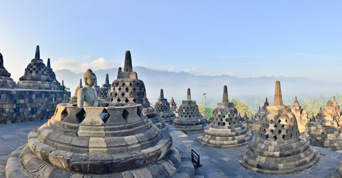 Borobudur: beautiful places in Asia
