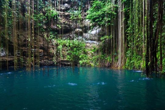 The most beautiful natural swimming pools of the world