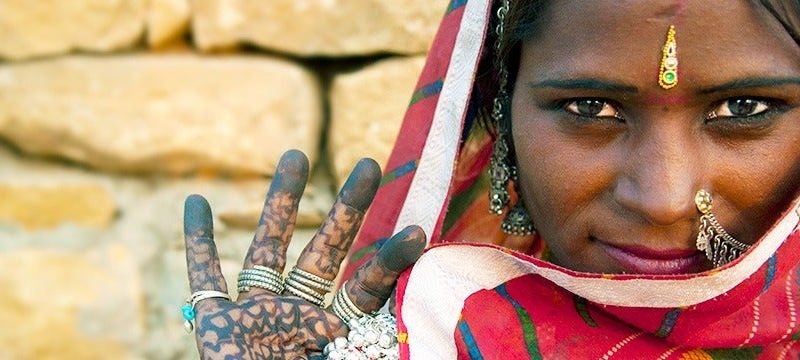 mujer India - 5 contrastes de la India