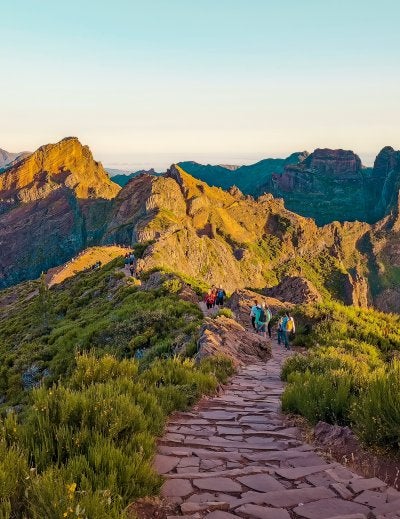 best hiking trails around the world