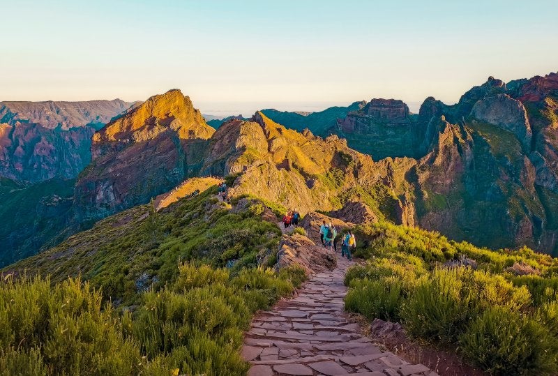 best hiking trails around the world