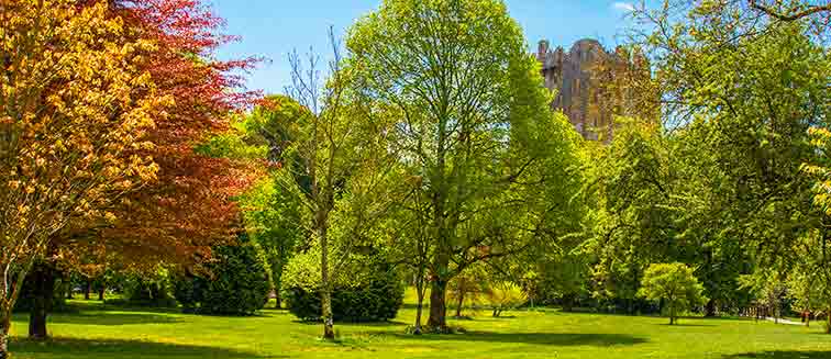 What to see in Ireland Blarney Castle